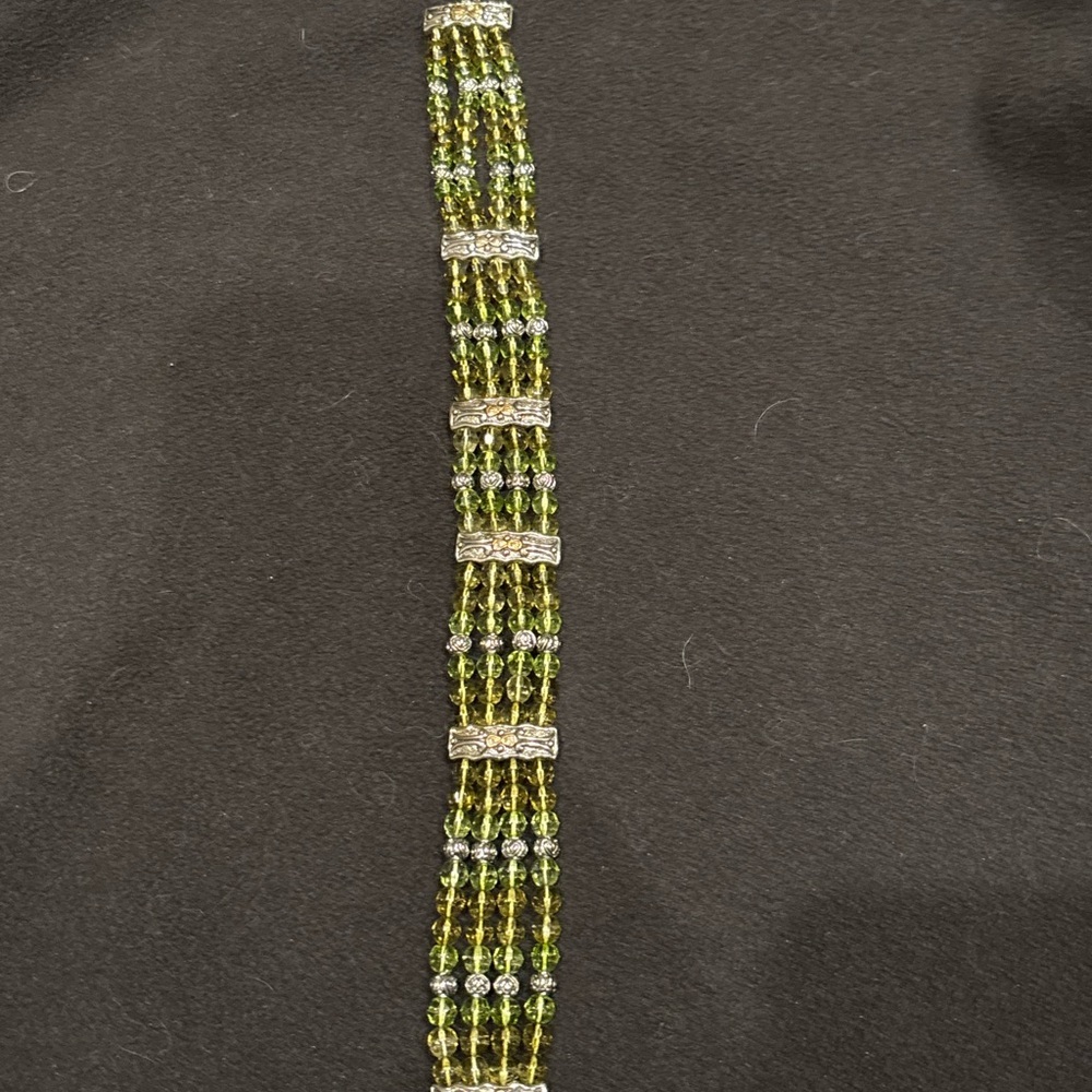 Chic Silver and Green Beaded Bracelet